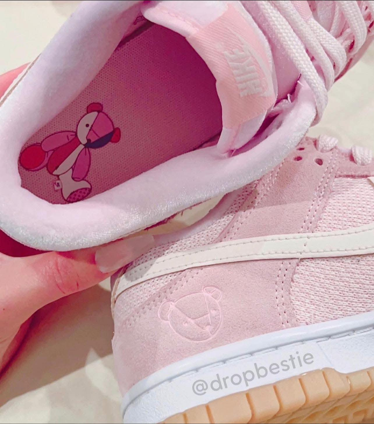 Dunk Sneakers