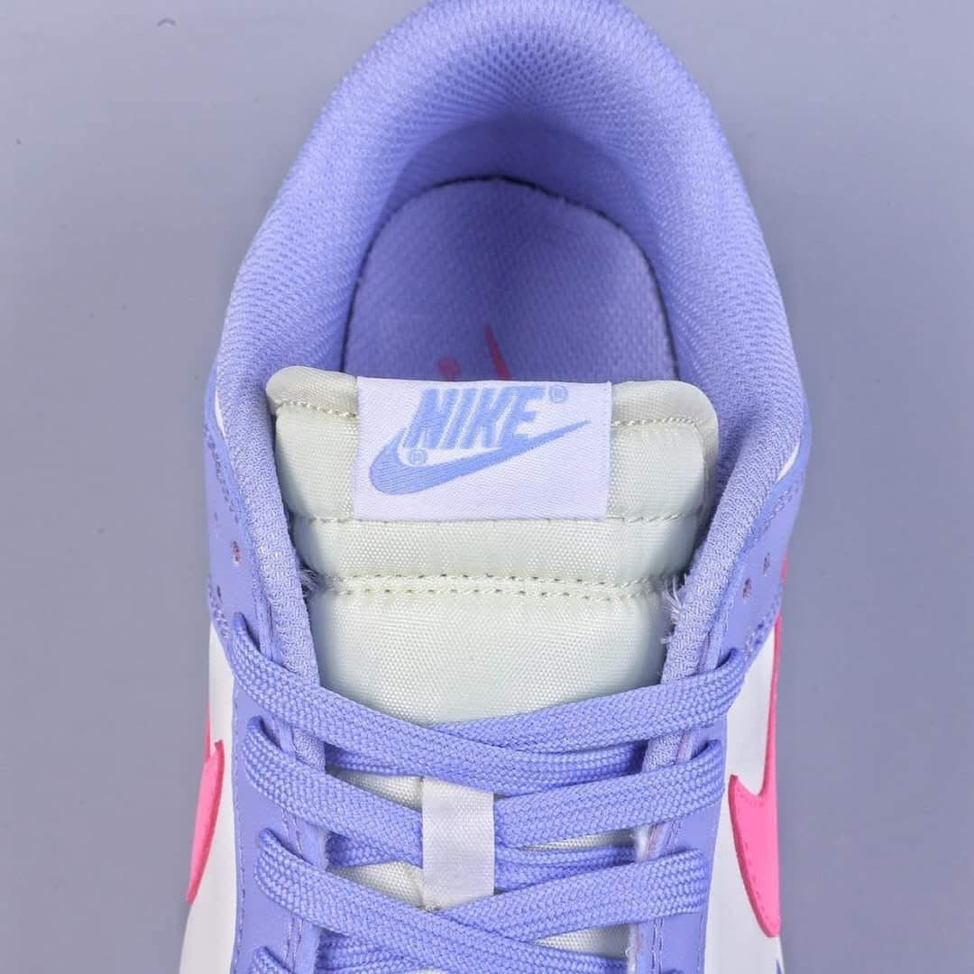 Dunk Sneakers