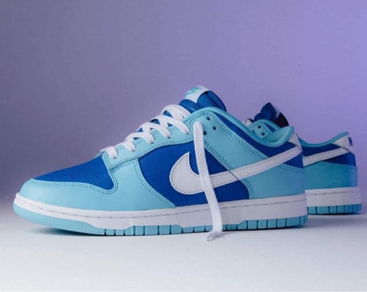 Dunk Sneakers